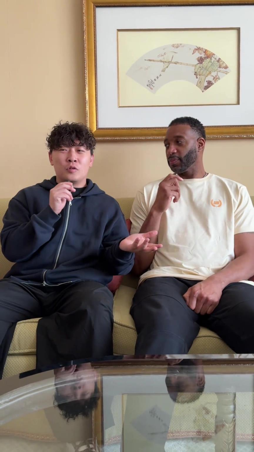 小伙子你真勇啊，在麥迪面前“那個，那個”的